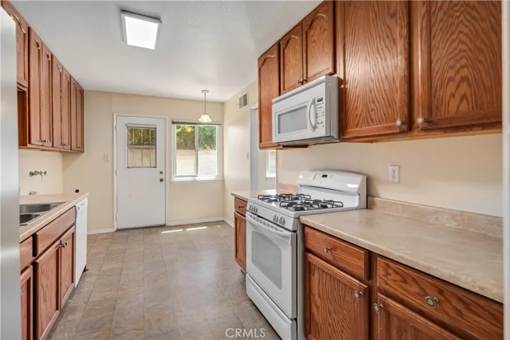 43736 Fern, Lancaster, California 93534