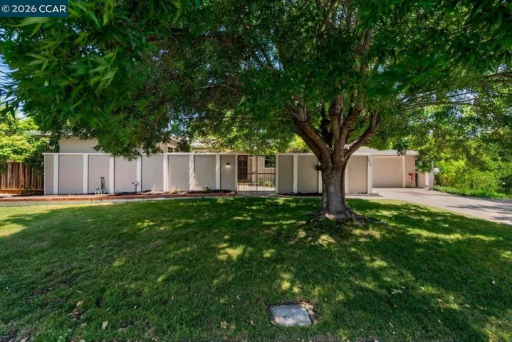 1642 Carriage Dr, Walnut Creek, California 94598