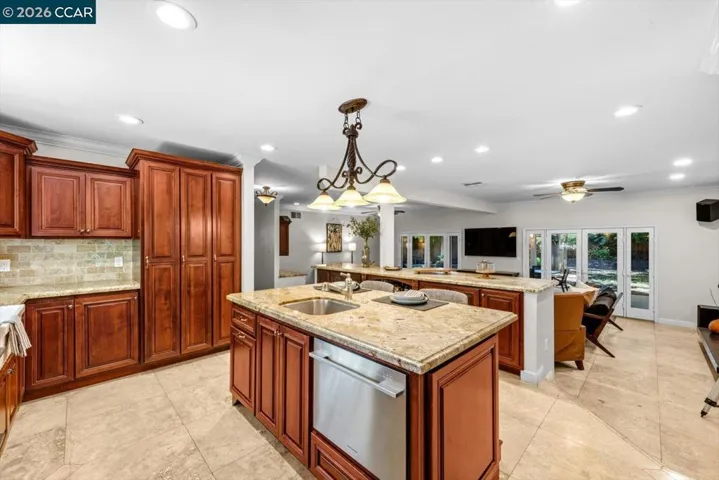 1642 Carriage Dr, Walnut Creek, California 94598