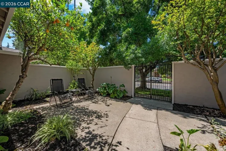 1642 Carriage Dr, Walnut Creek, California 94598