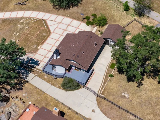24360 Willow Pass Drive, Tehachapi, California 93561