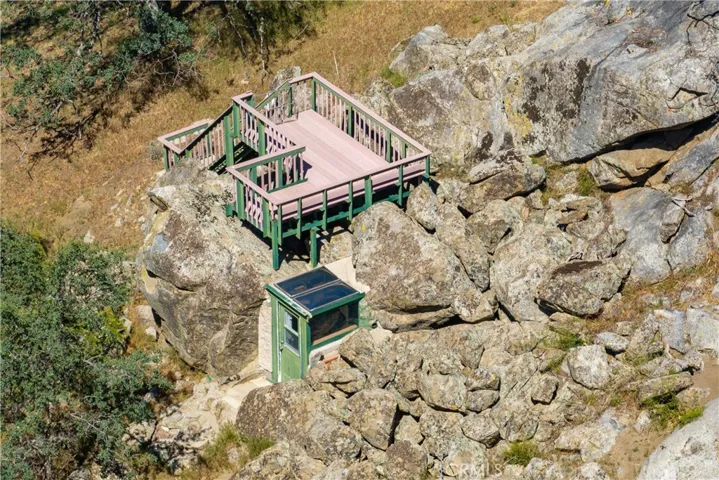 24360 Willow Pass Drive, Tehachapi, California 93561