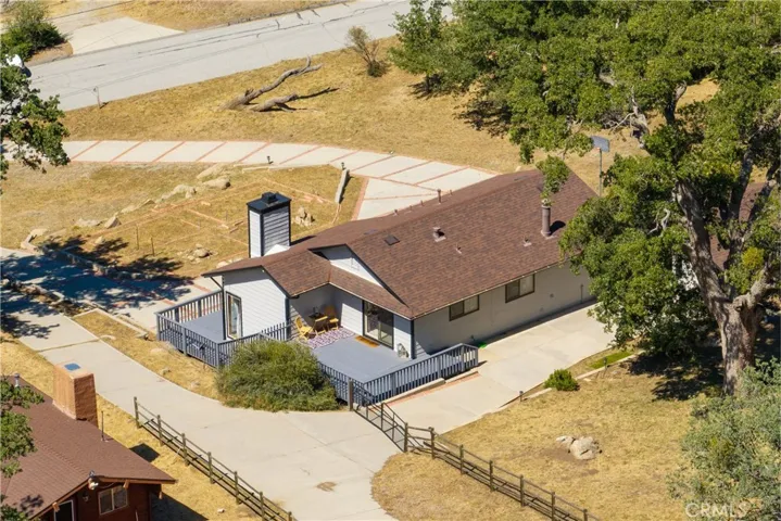 24360 Willow Pass Drive, Tehachapi, California 93561