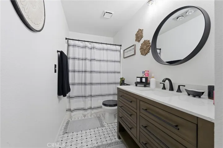 24360 Willow Pass Drive, Tehachapi, California 93561