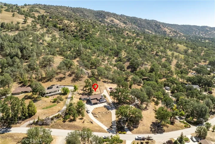 24360 Willow Pass Drive, Tehachapi, California 93561