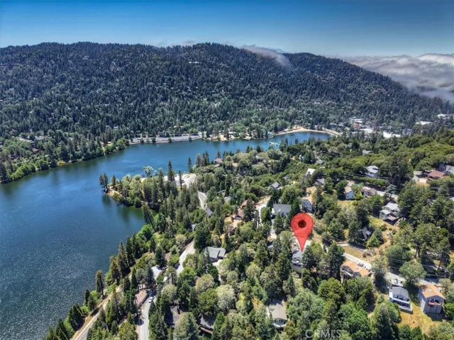 395 Wylerhorn, Crestline, California 92325