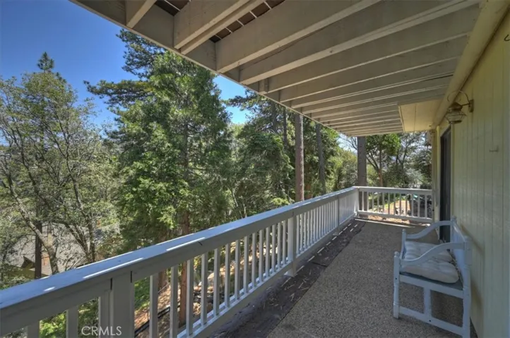 Downstairs deck