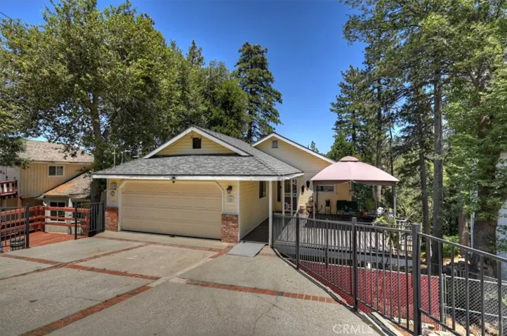 395 Wylerhorn, Crestline, California 92325