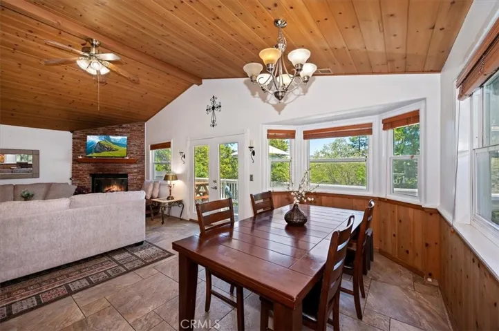 395 Wylerhorn, Crestline, California 92325
