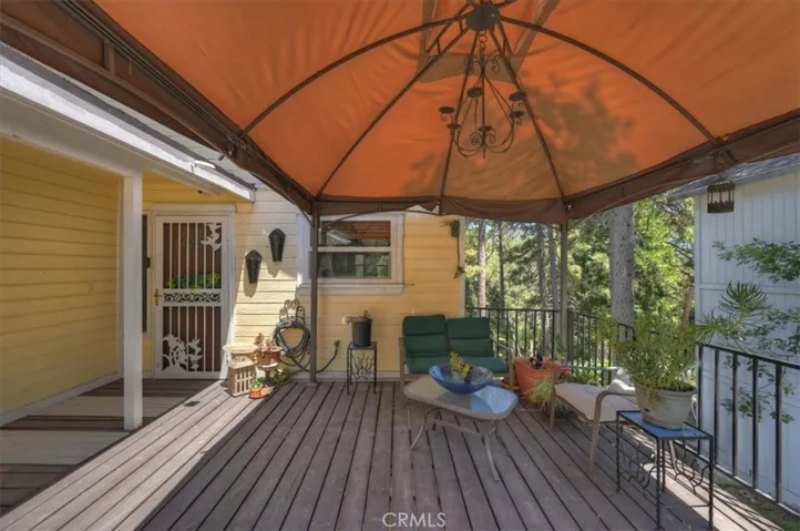 395 Wylerhorn, Crestline, California 92325