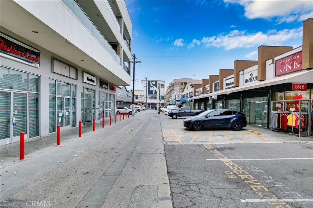 1212 S San Pedro St