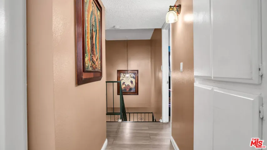 13567 Valerio Street C, Van Nuys, California 91405