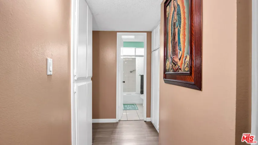 13567 Valerio Street C, Van Nuys, California 91405