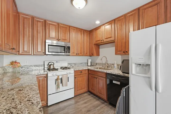 958 Marlin Drive, Vista, California 92084