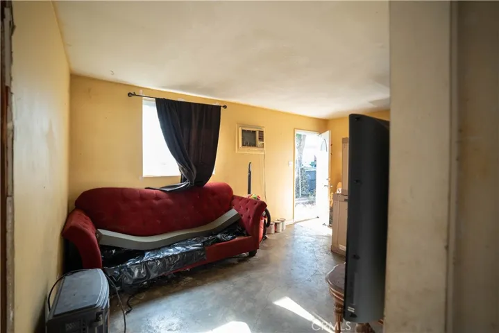 6174 Jurupa Avenue, Riverside, California 92504