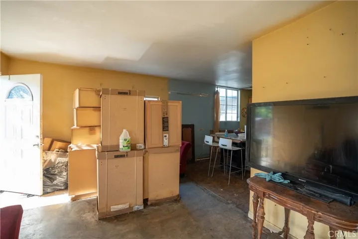 6174 Jurupa Avenue, Riverside, California 92504