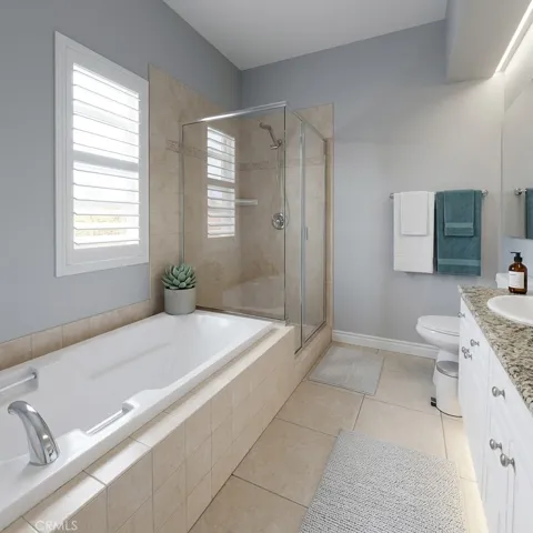 Master bathtub & enclosed shower