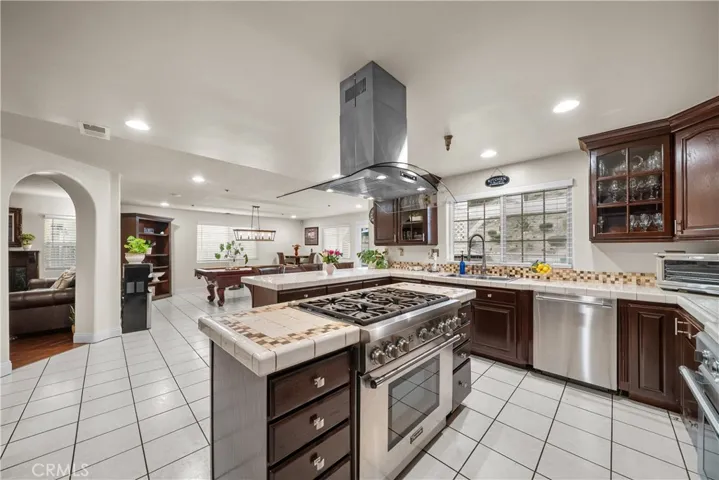 12647 Hubbard Street, Sylmar, California 91342