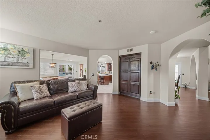 12647 Hubbard Street, Sylmar, California 91342