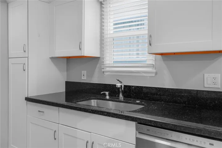 Kitchen window