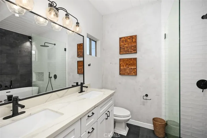31888 Hillside, Laguna Beach, California 92651