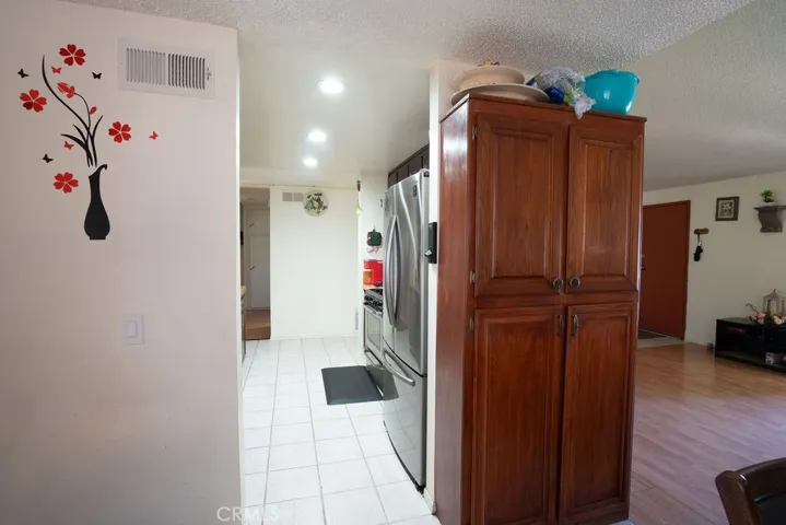 37406 3rd E, Palmdale, California 93550