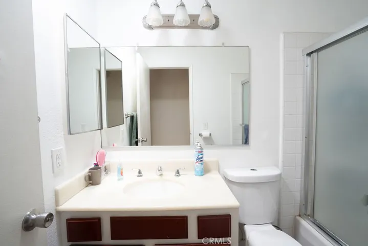 37406 3rd E, Palmdale, California 93550