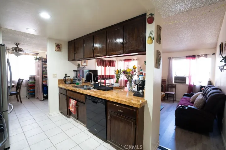 37406 3rd E, Palmdale, California 93550