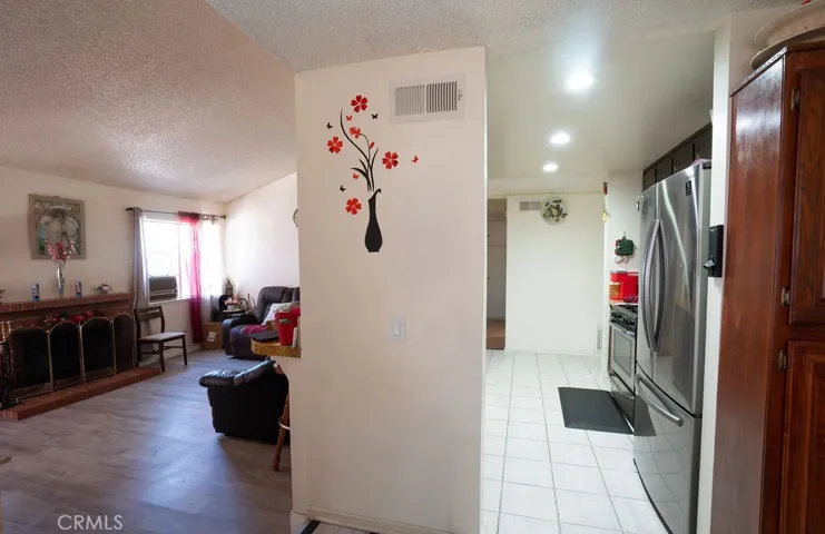 37406 3rd E, Palmdale, California 93550
