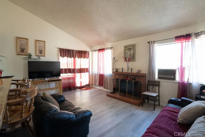 37406 3rd E, Palmdale, California 93550
