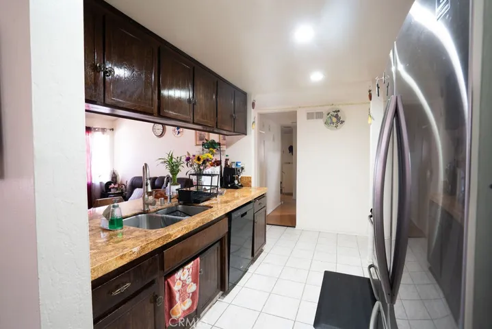 37406 3rd E, Palmdale, California 93550