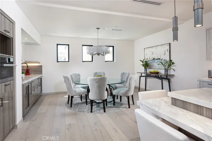 358 Dahlia Place, Corona Del Mar, California 92625