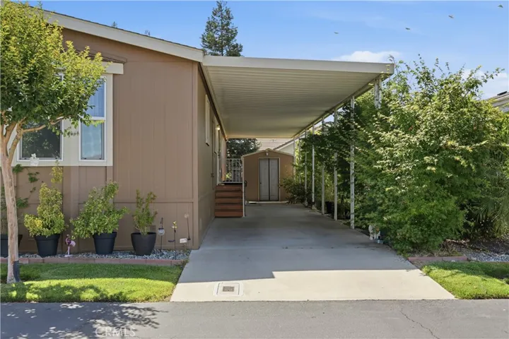 1525 Duke 51, Livingston, California 95334