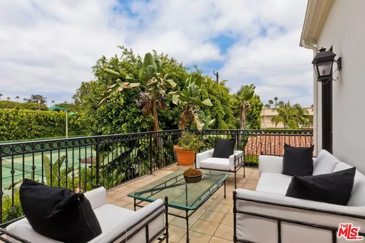 Primary View Balcony