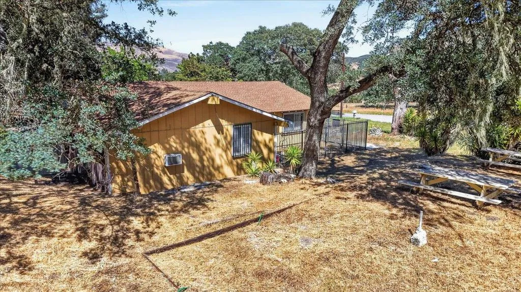 46404 Arroyo Seco Road, Greenfield, California 93927 — photo 4