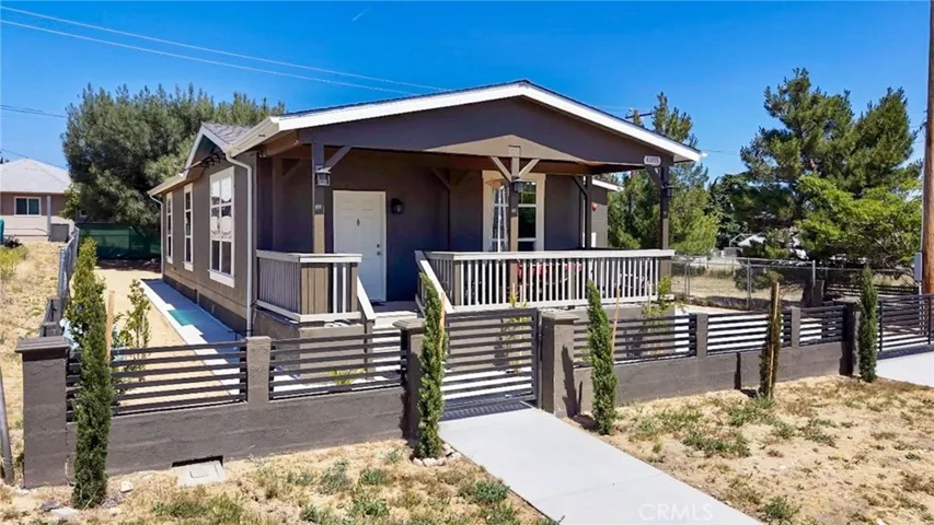 42815 Lowhill Drive, Lake Hughes, California 93532