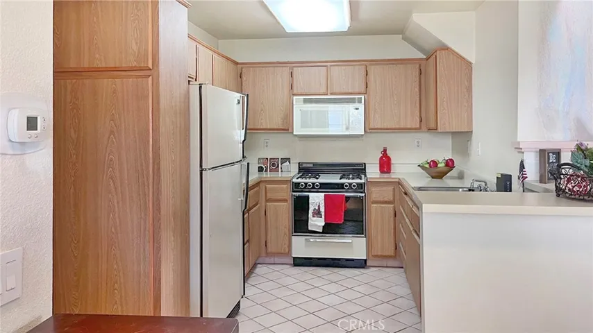 978 W Arrow Highway F, Upland, California 91786