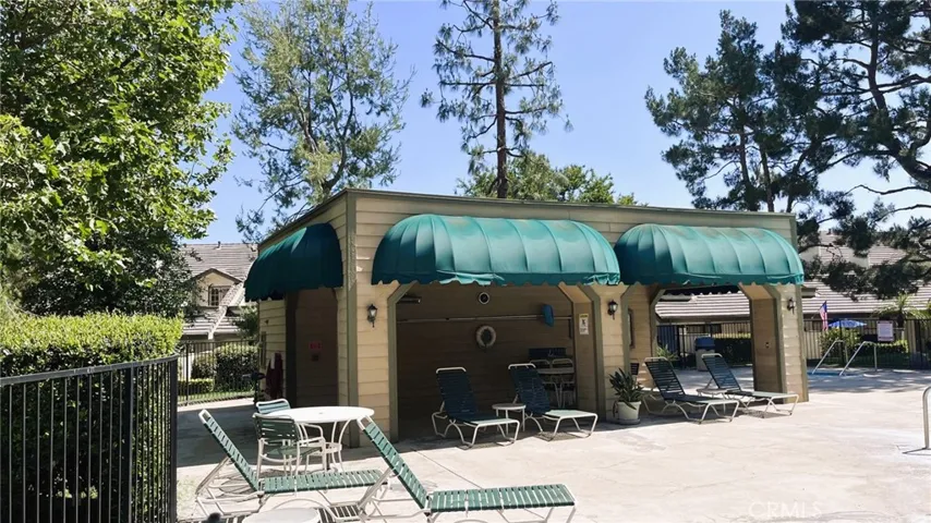 978 W Arrow Highway F, Upland, California 91786