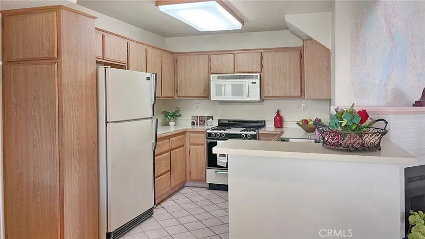 978 W Arrow Highway F, Upland, California 91786