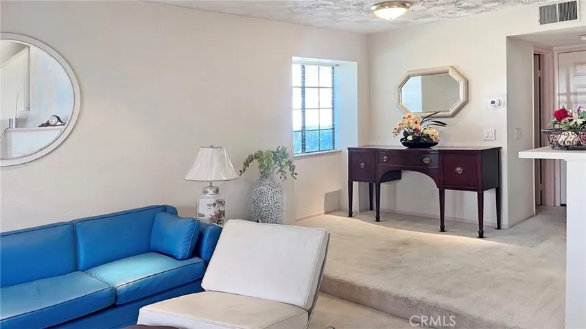 978 W Arrow Highway F, Upland, California 91786