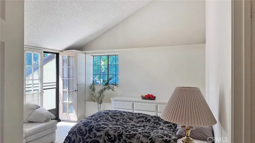 978 W Arrow Highway F, Upland, California 91786