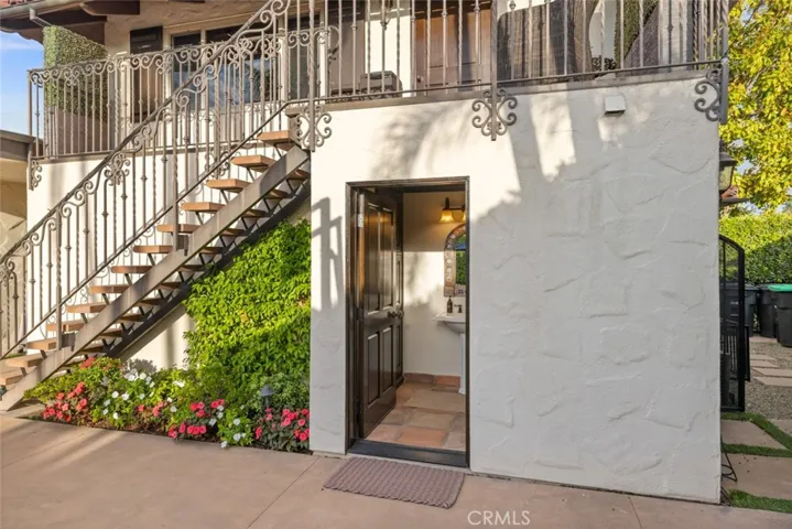 1511 Santiago Drive, Newport Beach, California 92660