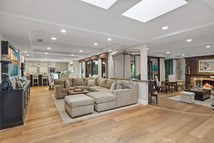 1511 Santiago Drive, Newport Beach, California 92660