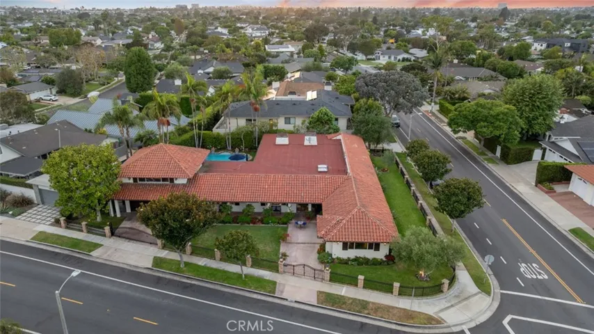 1511 Santiago Drive, Newport Beach, California 92660