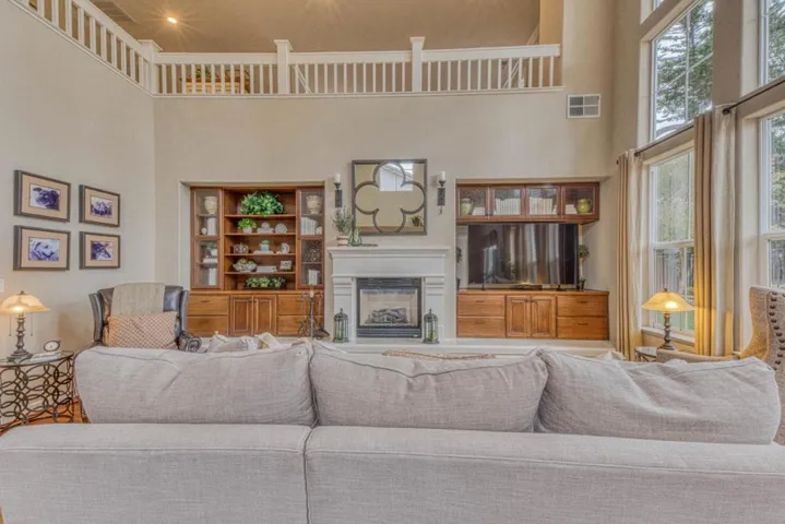 4150 Peninsula Point Drive, Seaside, California 93955