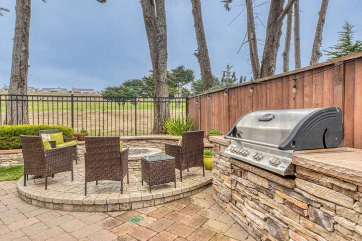 4150 Peninsula Point Drive, Seaside, California 93955