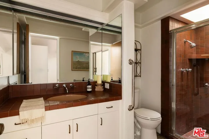 28611 Bamfield Drive, Agoura Hills, California 91301