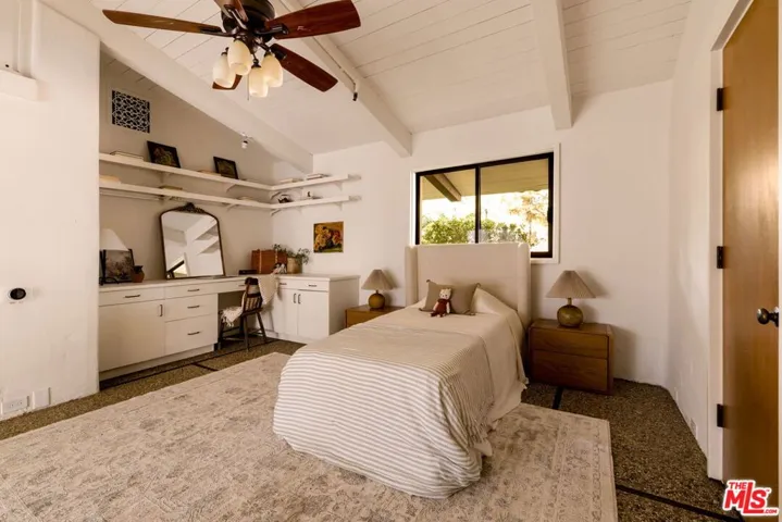 28611 Bamfield Drive, Agoura Hills, California 91301