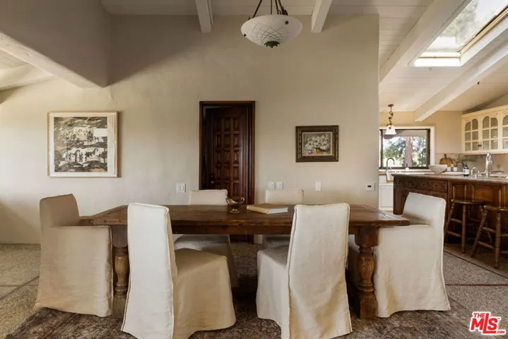 28611 Bamfield Drive, Agoura Hills, California 91301