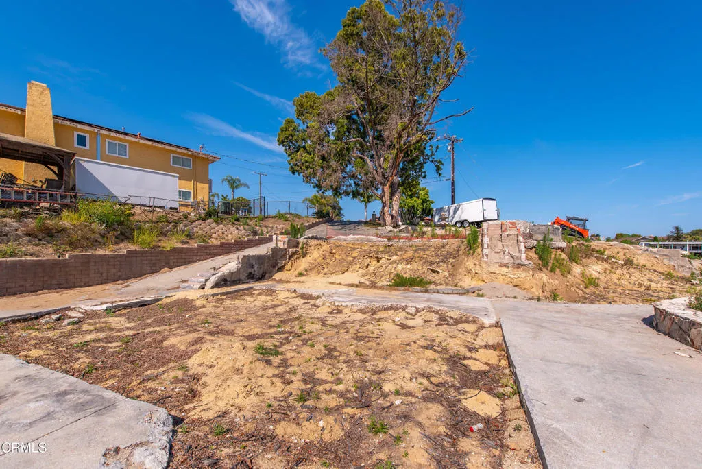 183 Cerro Crest Dr Camarillo-9